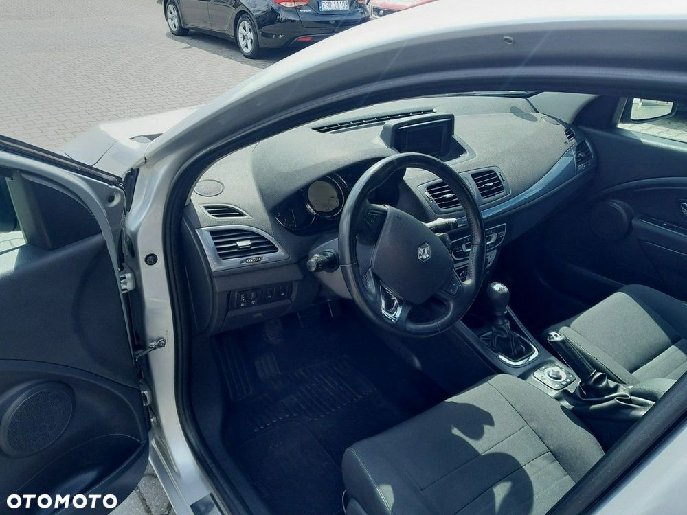 Renault Megane 1.5 dCi Limited - 10