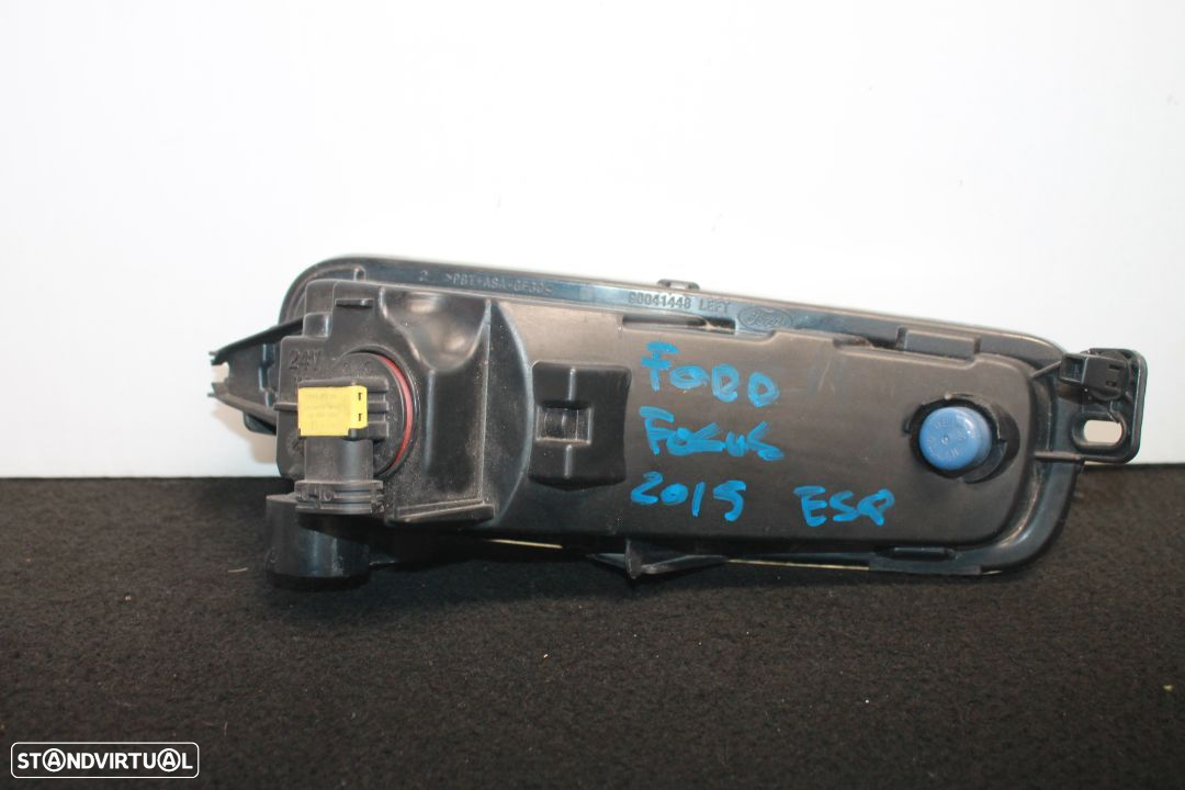 Farol Nevoeiro Ford Focus 2015 LADO ESQUERDO - 2