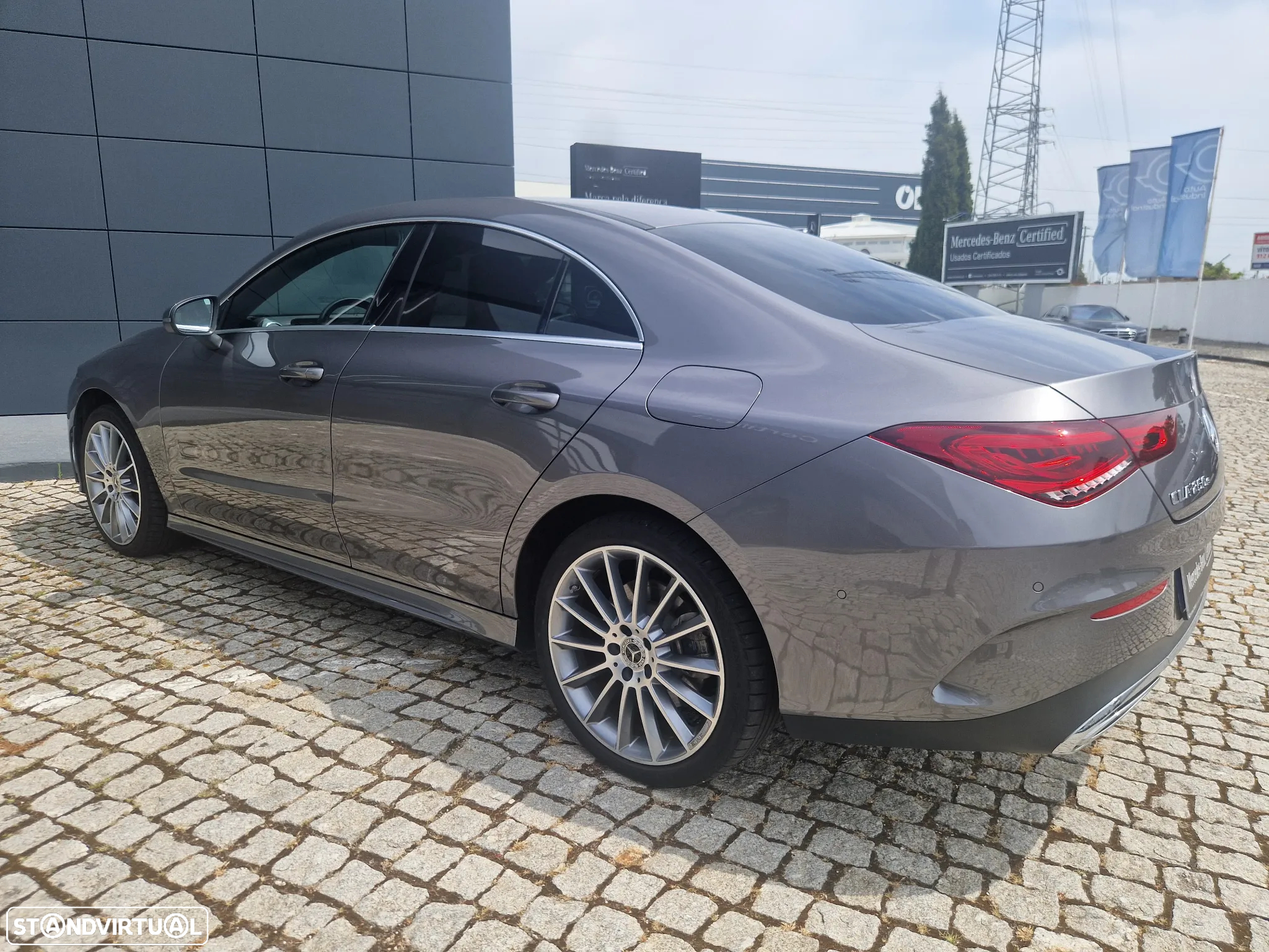 Mercedes-Benz CLA 250 e AMG Line - 6