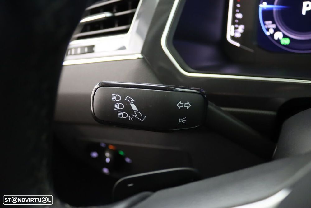 VW Tiguan Allspace 2.0 TDI Life DSG - 13