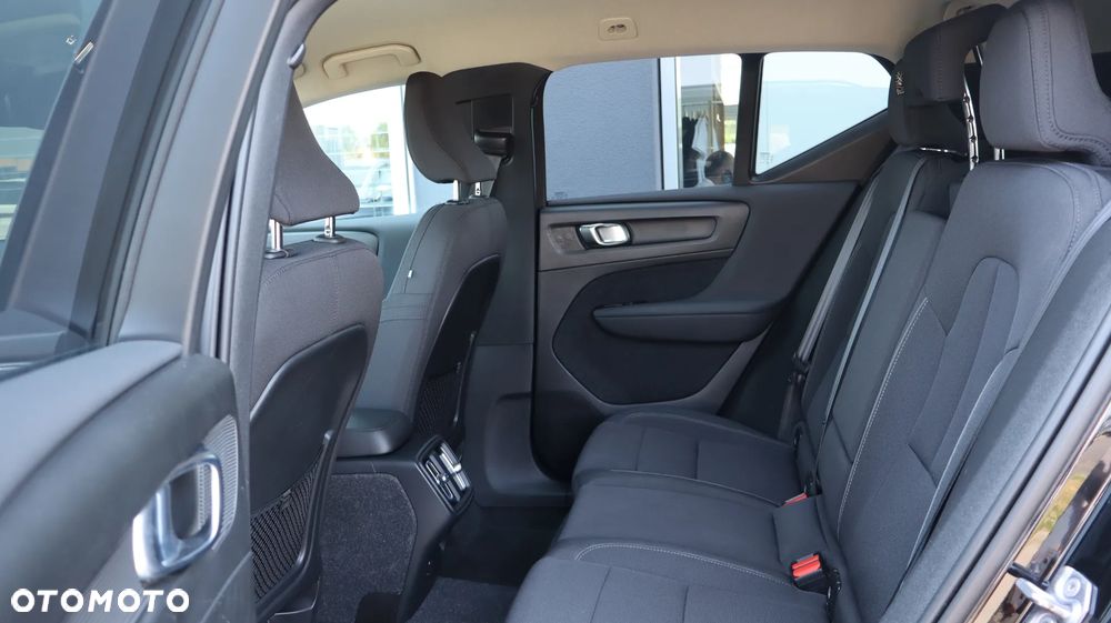 Volvo XC 40 T3 Momentum Pro - 15