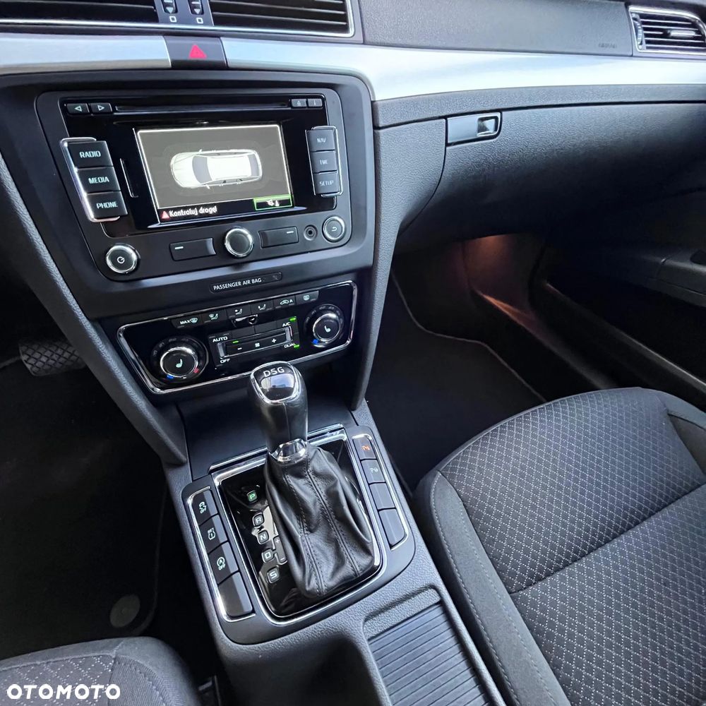 Skoda Superb 2.0 TDI DSG Exclusive - 11