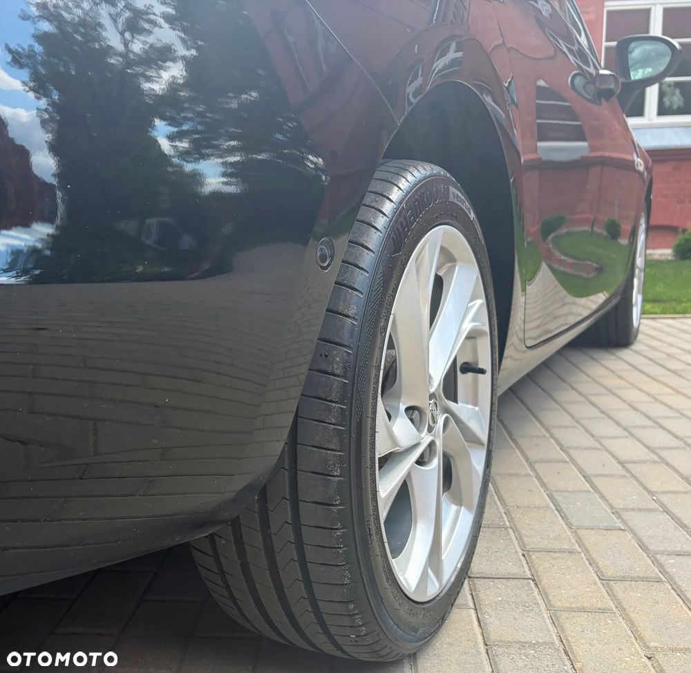 Opel Astra 1.6 CDTI Cosmo - 20