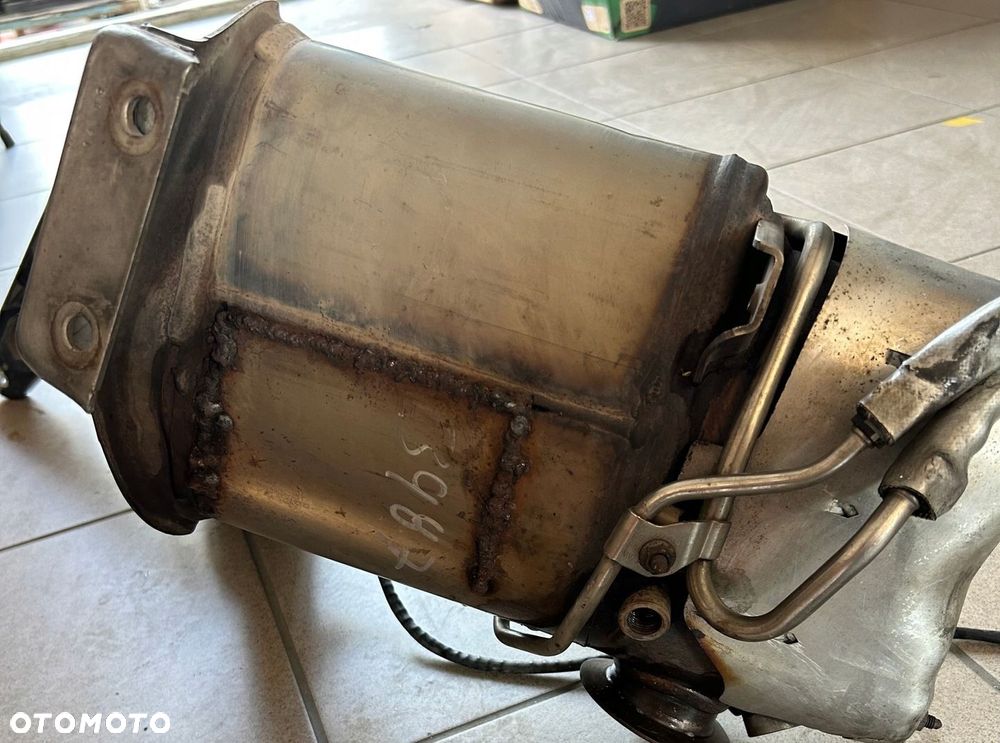 KATALIZATOR DPF PUSTA PUSZKA VW VOLKSWAGEN GOLF 5 V KOMBI 1K0131723P - 2