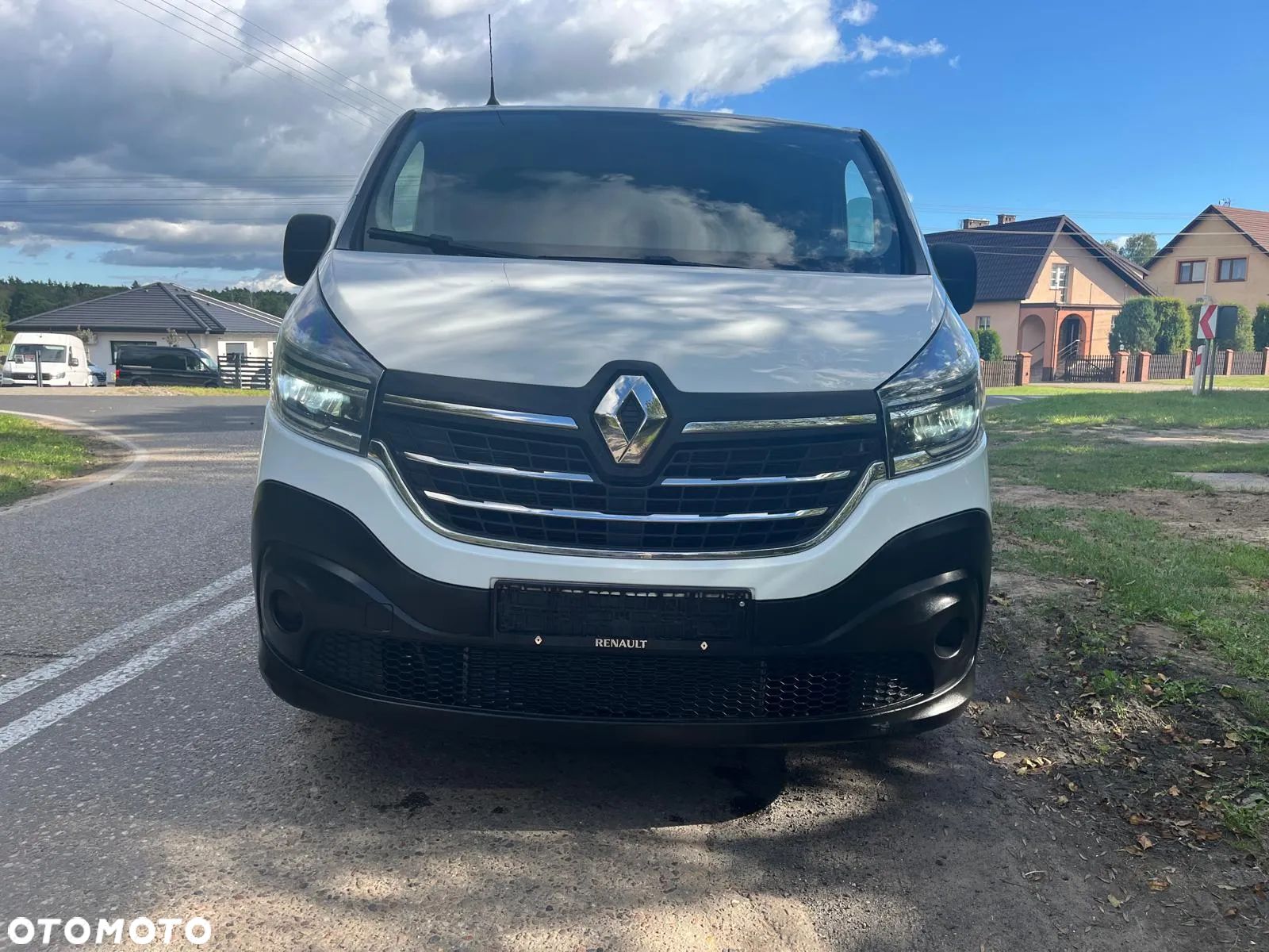 Renault Trafic - 1