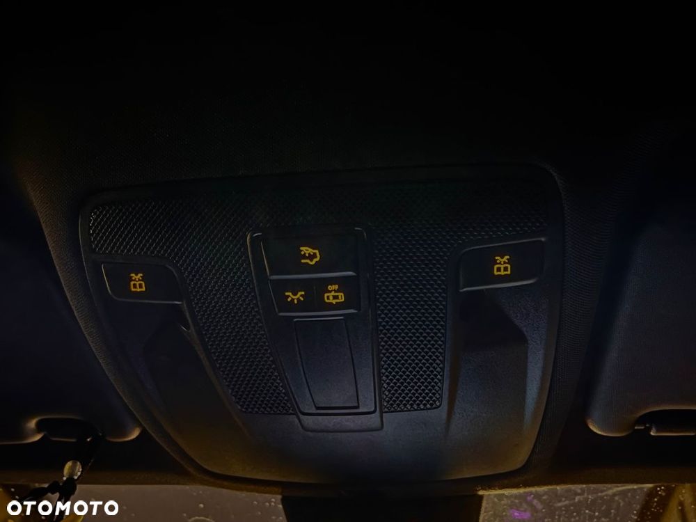 Mercedes-Benz CLA 220 CDI 7G-DCT AMG Line - 17