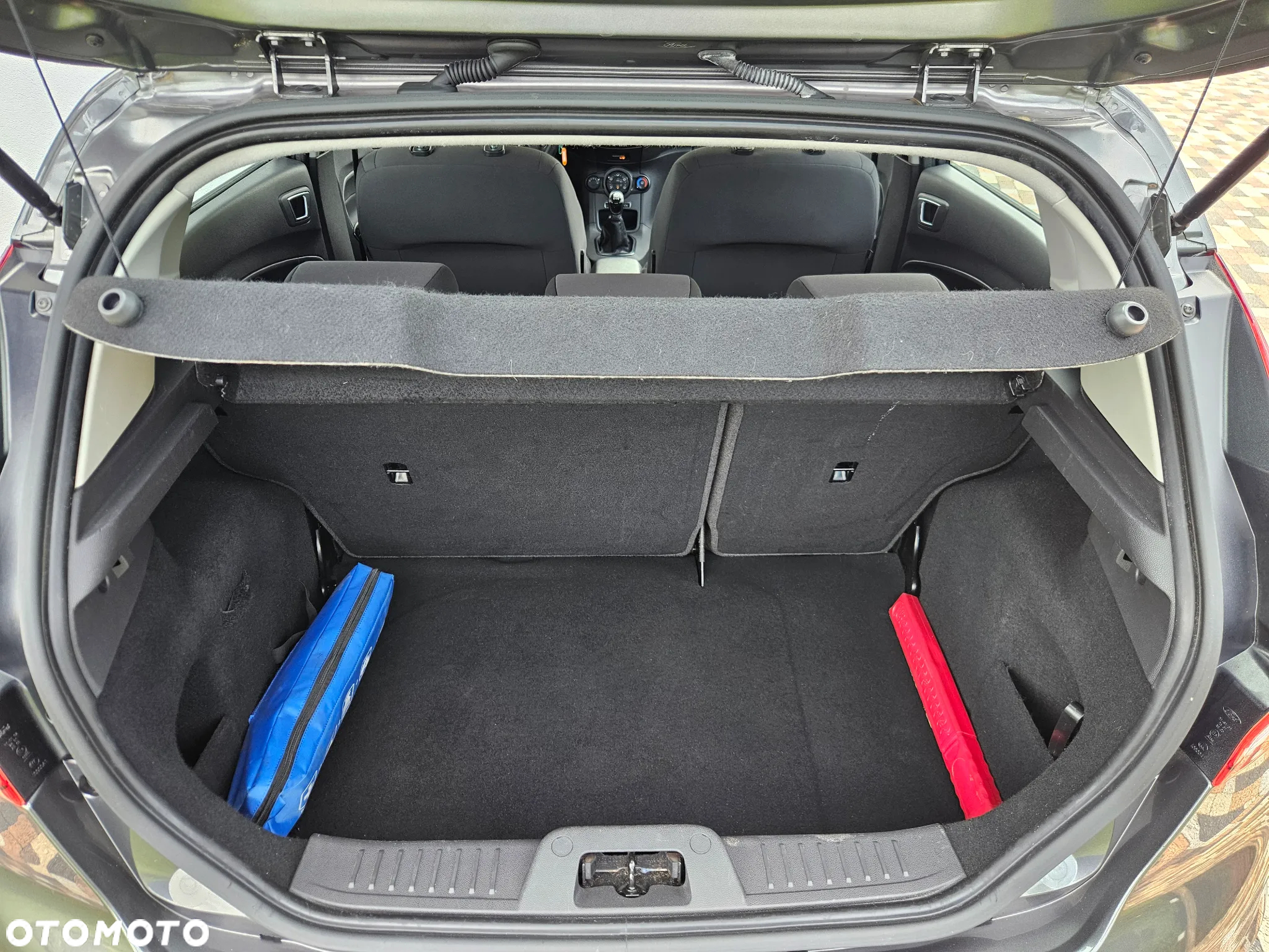 Ford Fiesta 1.0 EcoBoost S&S TITANIUM - 28