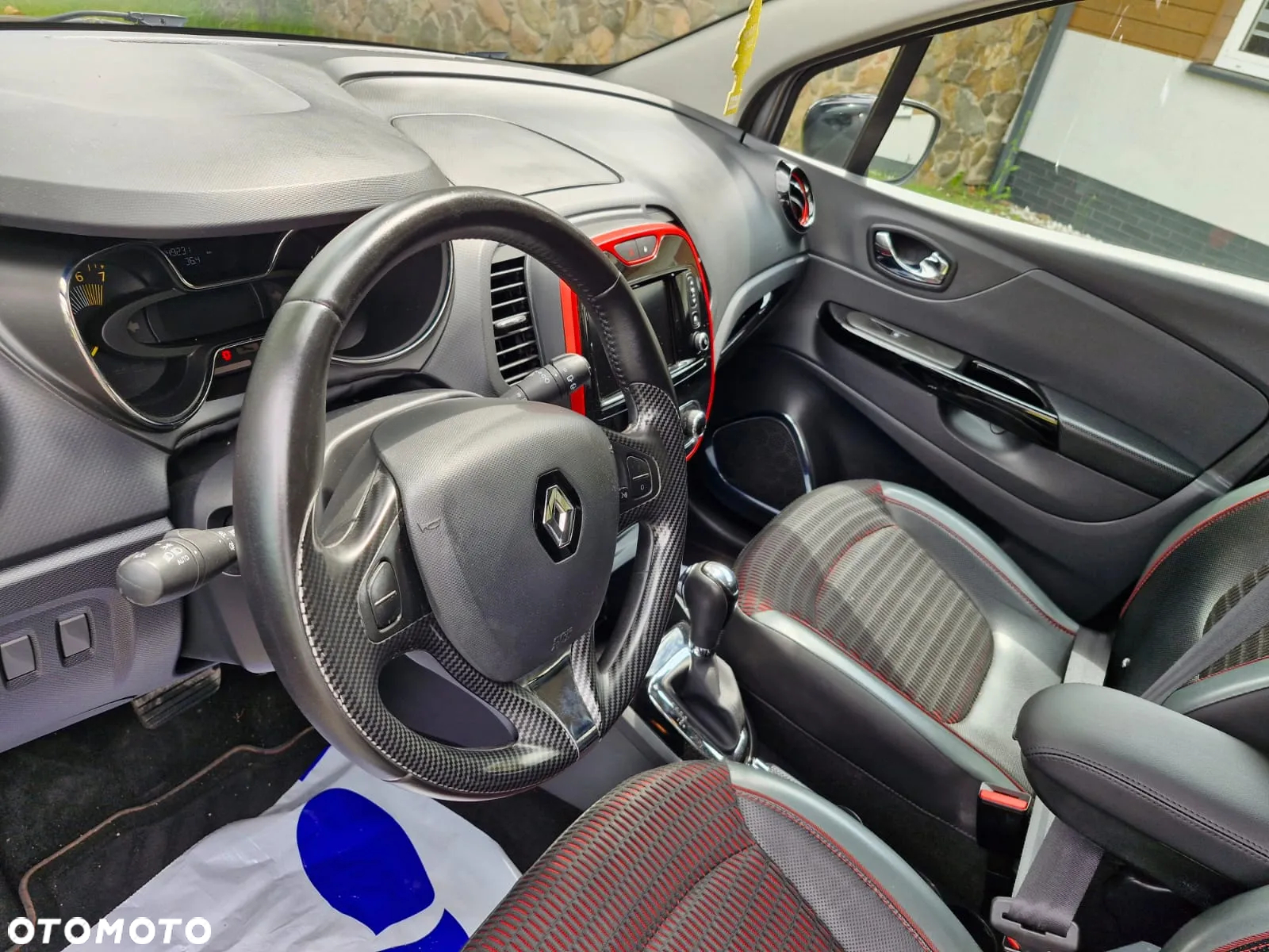 Renault Captur ENERGY TCe 120 Elysee - 4