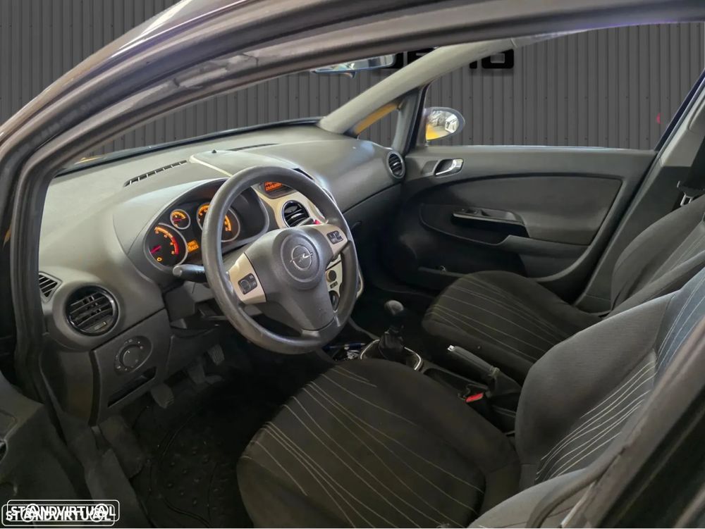 Opel Corsa 1.2 Enjoy - 10