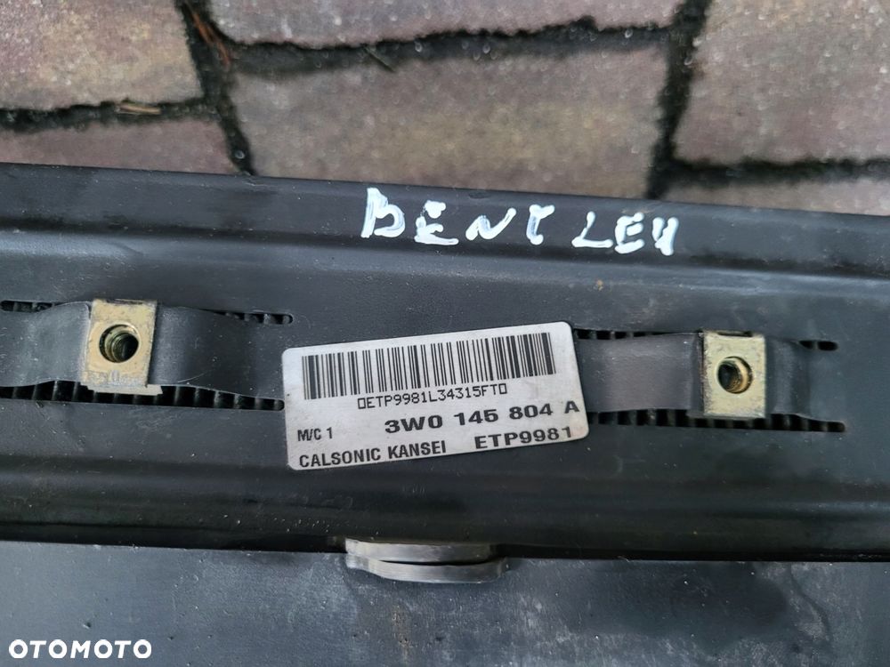 intercooler prawy bentley continental gt 3w0145804a - 2