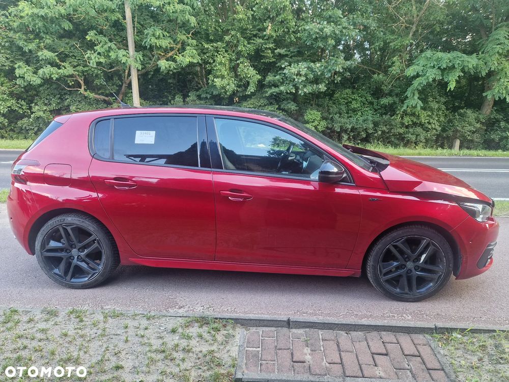 Peugeot 308 - 1