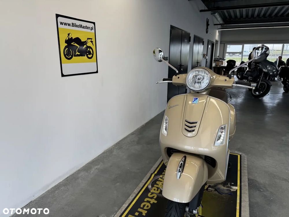 Vespa GTS - 32