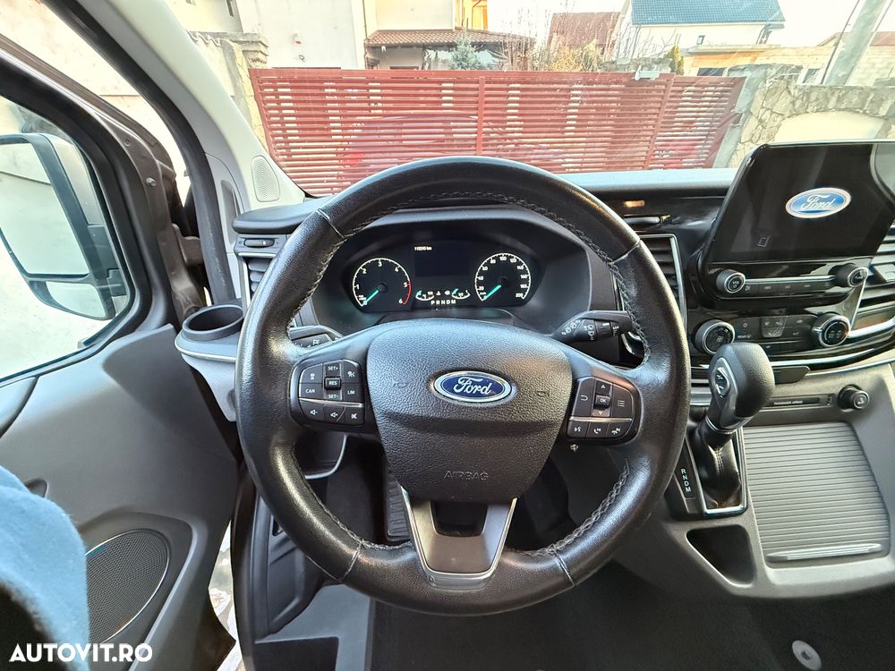 Ford Tourneo Custom - 4