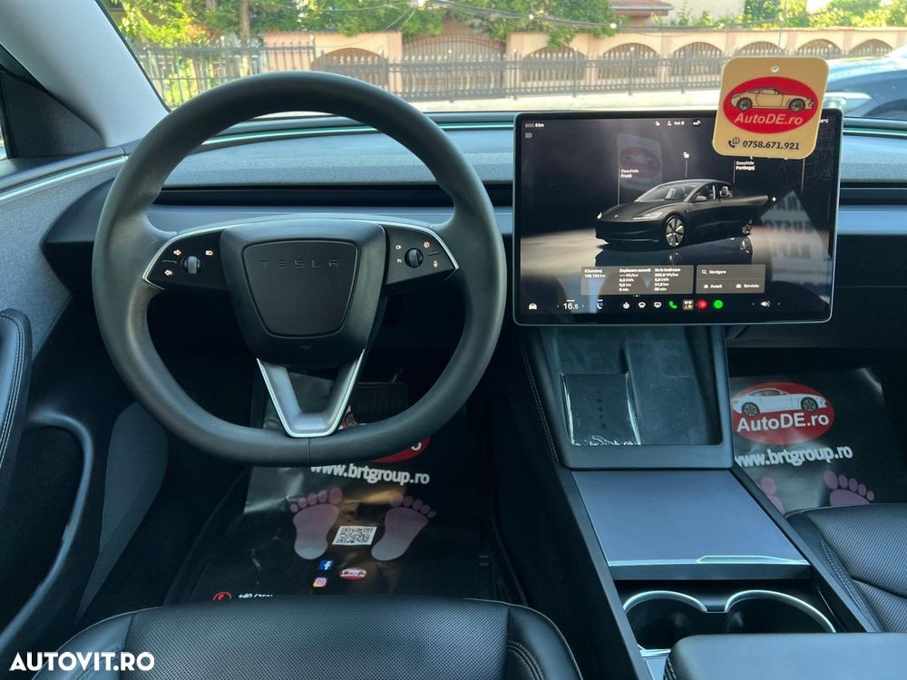 Tesla Model 3 - 10