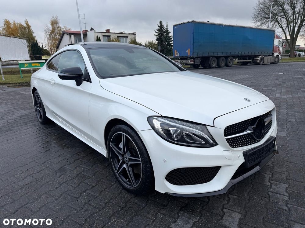 Mercedes-Benz Klasa C 180 Coupe 7G-TRONIC AMG Line - 2