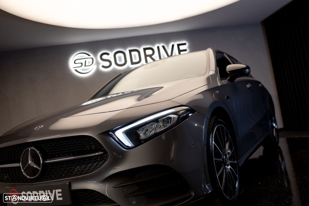 Mercedes-Benz A 250 e AMG Line - 20