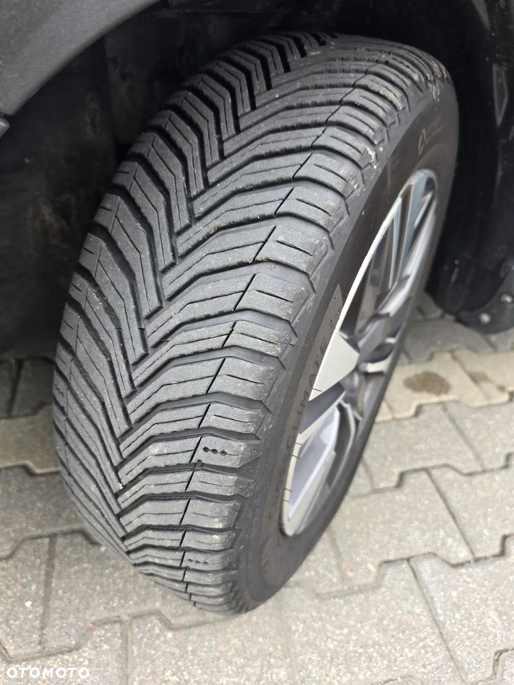 Peugeot 2008 1.2 Pure Tech Allure S&S EAT6 - 8