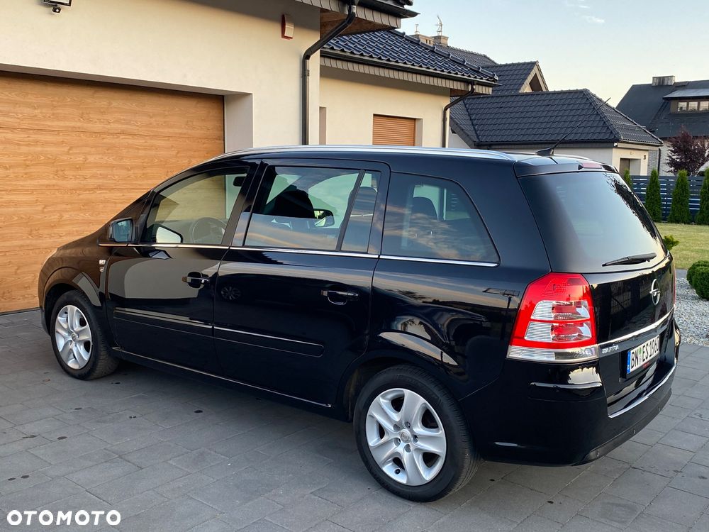 Opel Zafira 1.8 Design Edition - 15