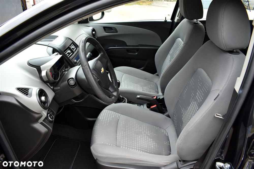 Chevrolet Aveo 1.2 LS - 18