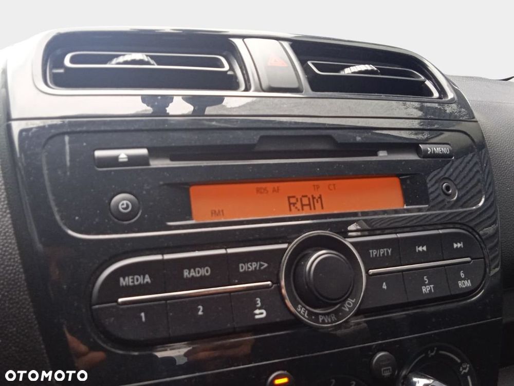 Mitsubishi Space Star 1.2 Inform Plus - 16