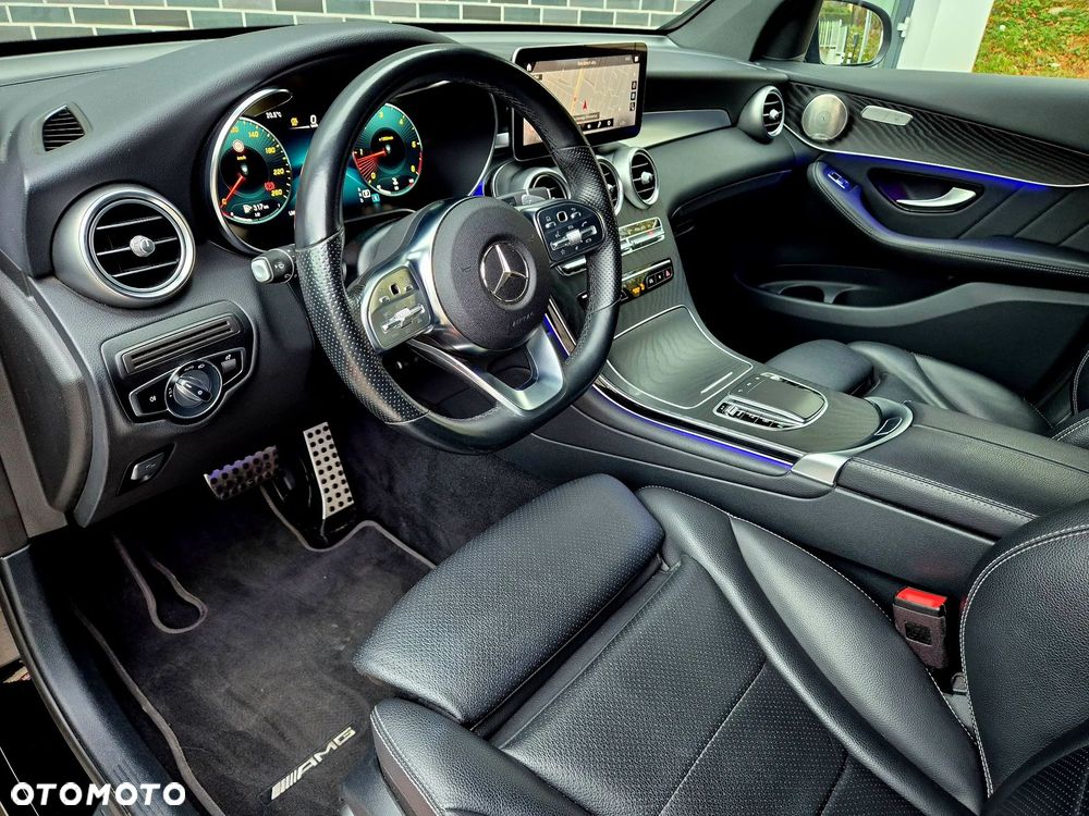 Mercedes-Benz GLC 220 d 4Matic 9G-TRONIC AMG Line Plus - 20