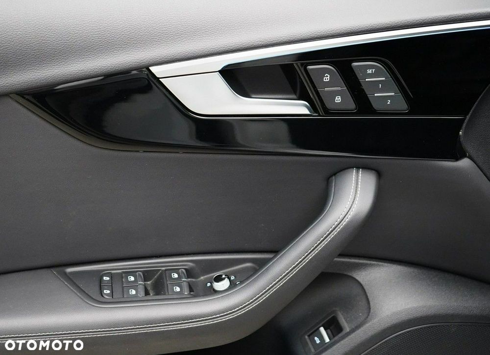 Audi A4 Allroad - 23