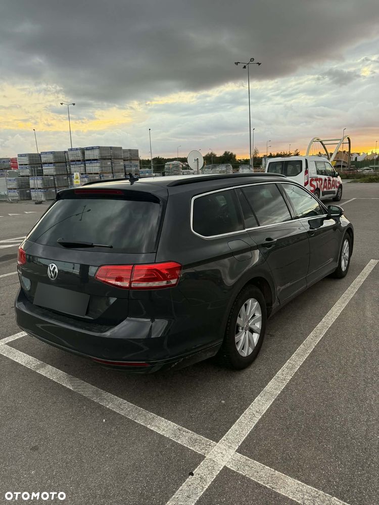 Volkswagen Passat 2.0 TDI SCR DSG Comfortline - 7