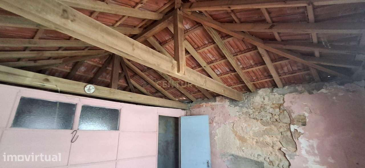 Moradia e Terreno – Primeira Linha de Mar da Póvoa de Varzim - Grande imagem: 3/14