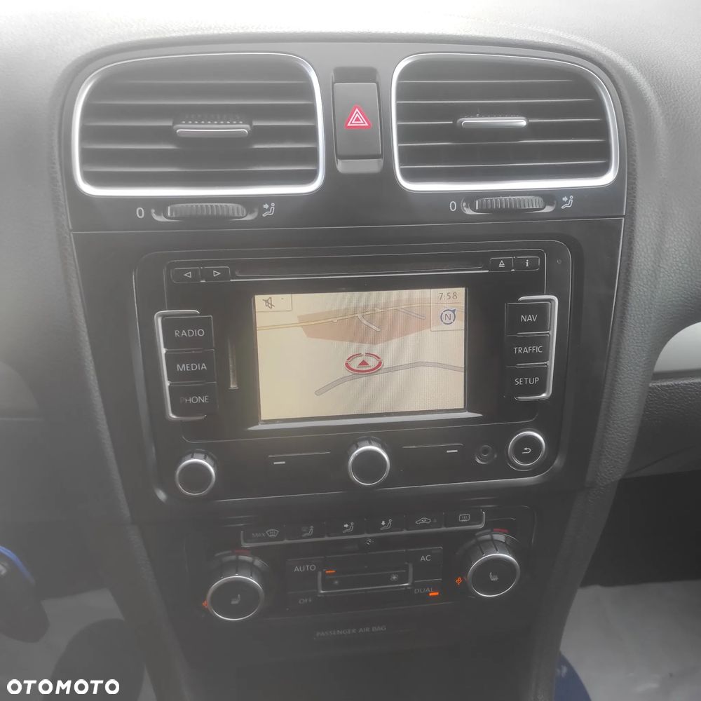 Volkswagen Golf - 20