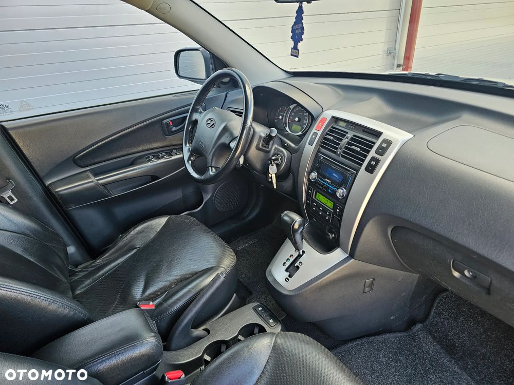 Hyundai Tucson 2.0 CRDi VGT 2WD Automatik GLS - 34