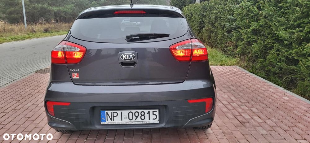 Kia Rio 1.4 M - 7