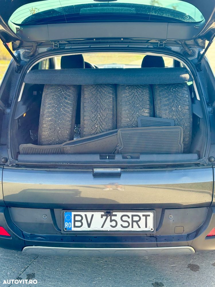 Peugeot 3008 HYbrid4 - 14
