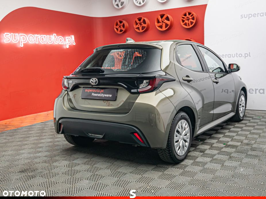 Toyota Yaris 1.5 Comfort - 6