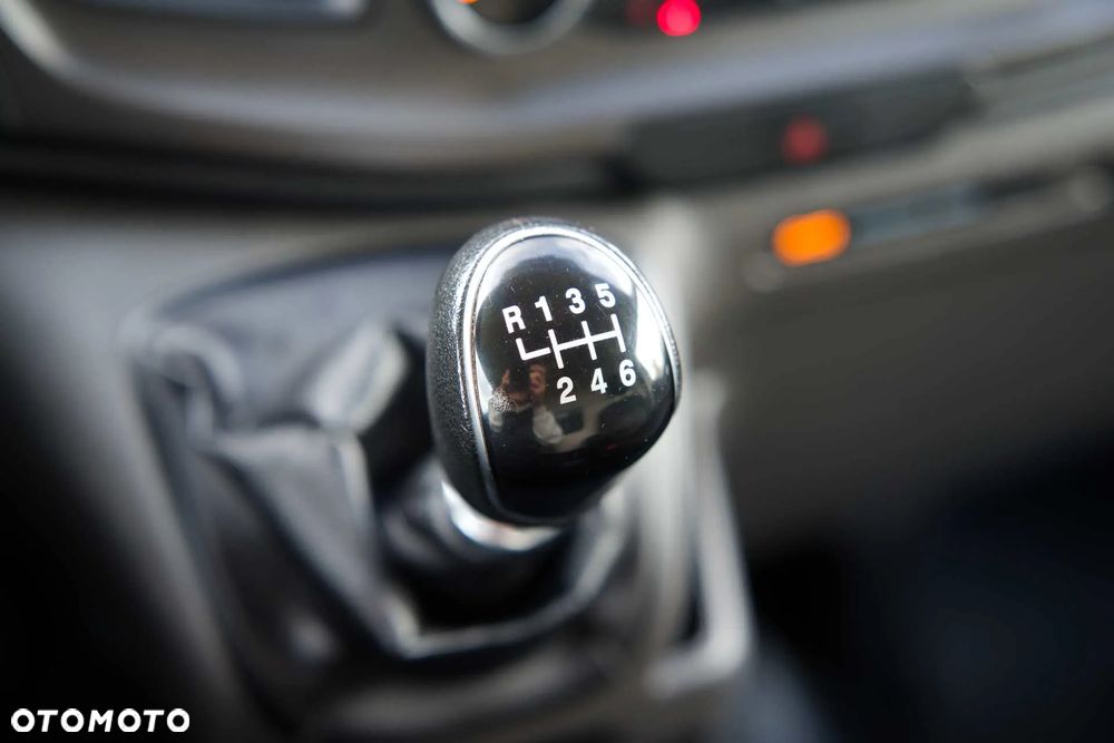 Ford Transit Custom L2H2 - Instalacja 230V mobilny warsztat - 32