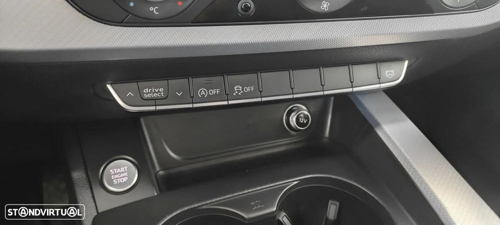 Audi A4 Avant 2.0 TDI S-line S tronic - 32