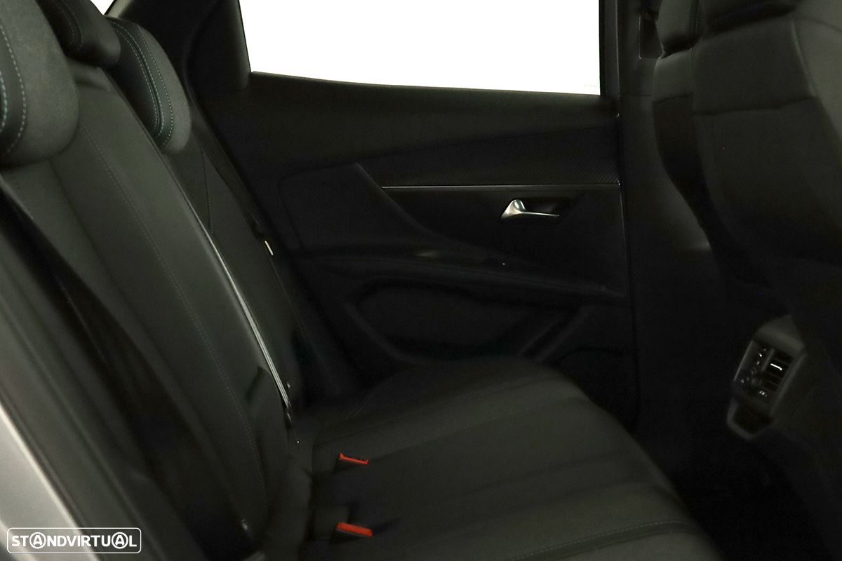 Peugeot 3008 1.2 PureTech Allure Pack - 22