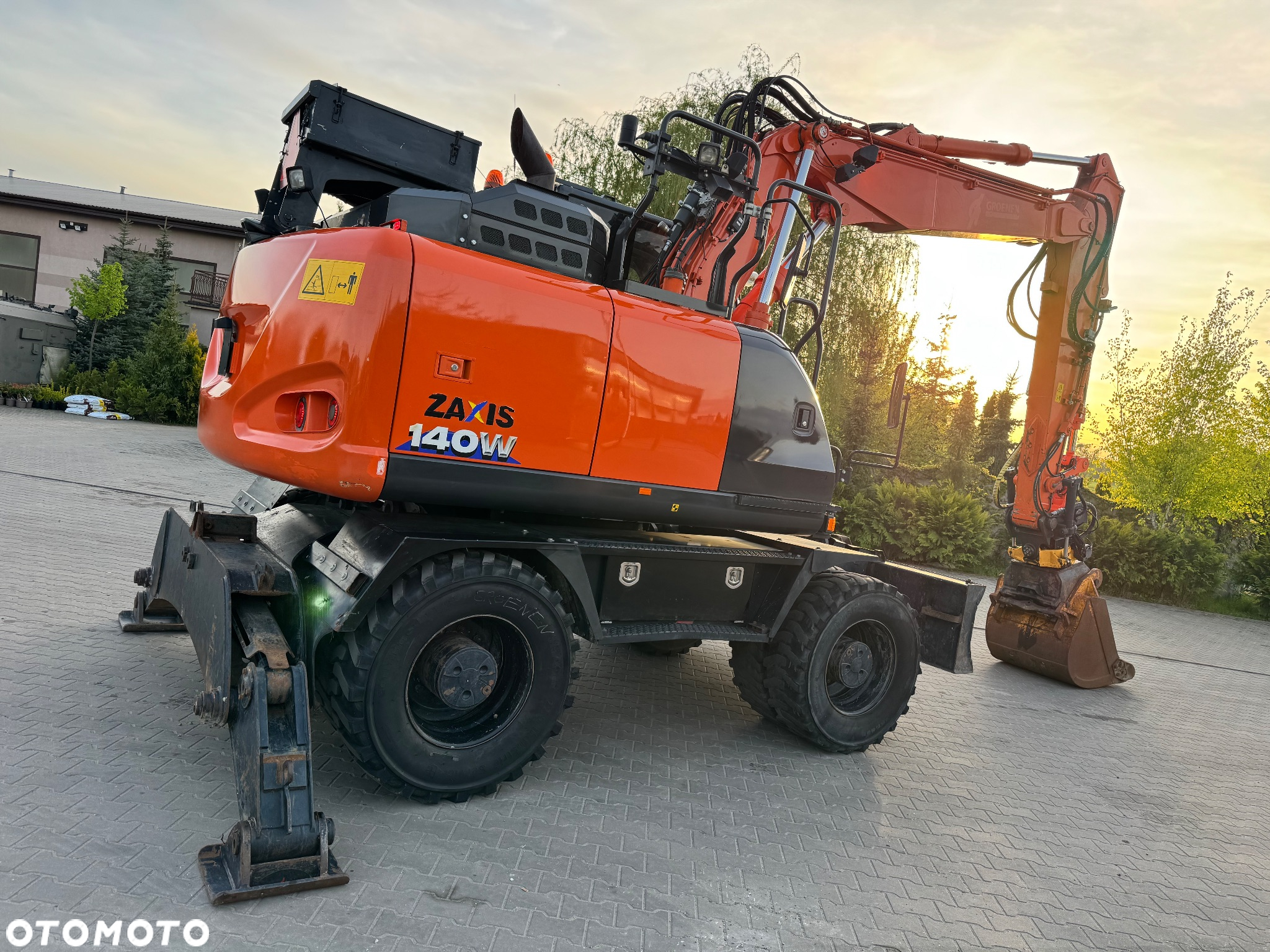 Hitachi ZX140W-6 / ZX 140 W - 4