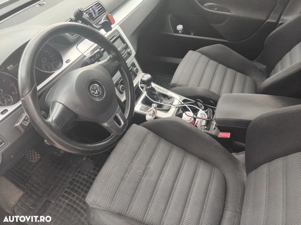 Volkswagen Passat 1.8 TSI Trendline - 6