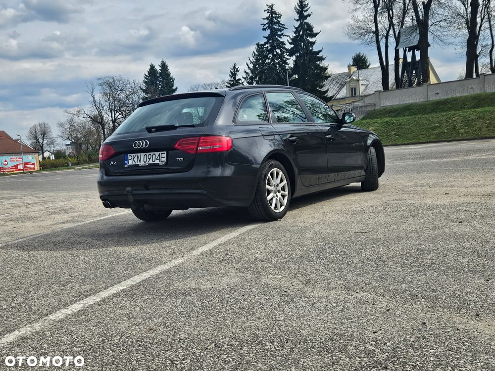 Audi A4 Avant 2.0 TDI - 8
