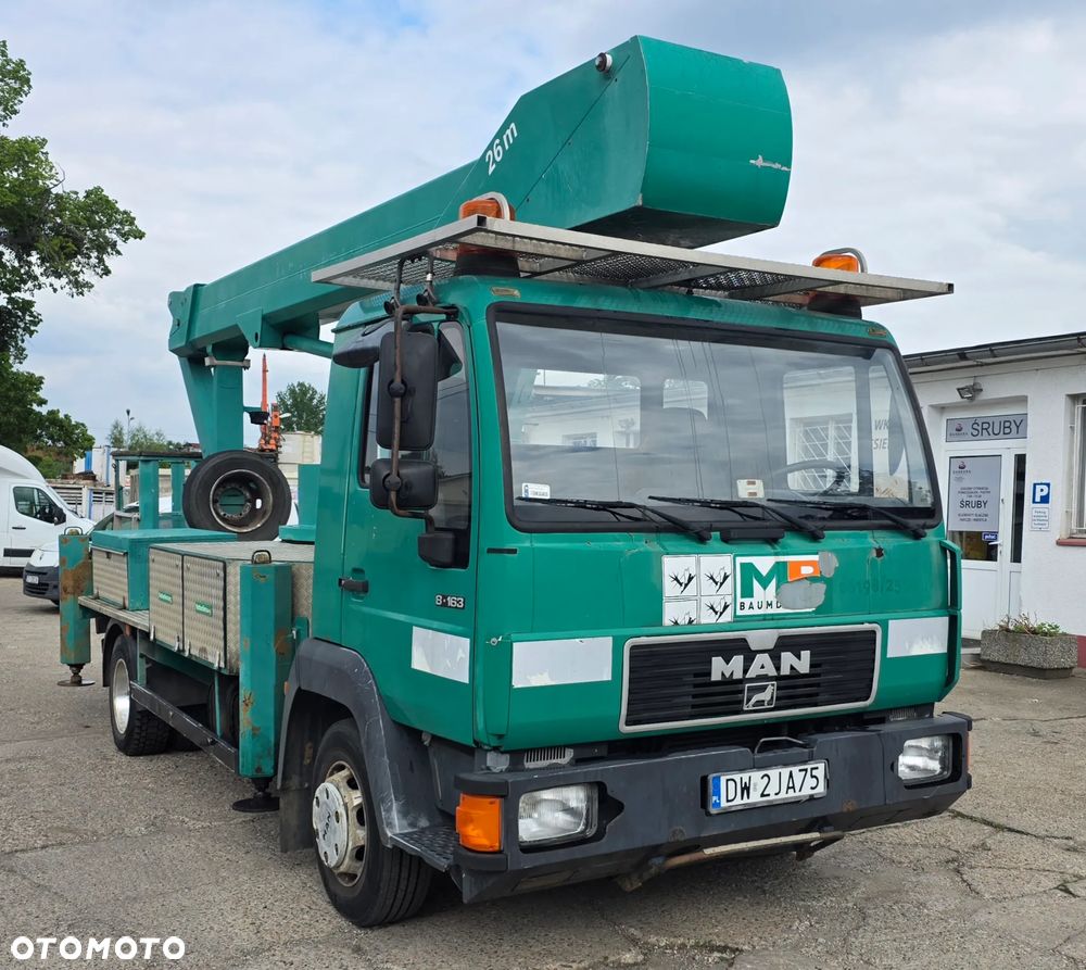 MAN Podnosnik koszowy Bison TKA-26 - 1