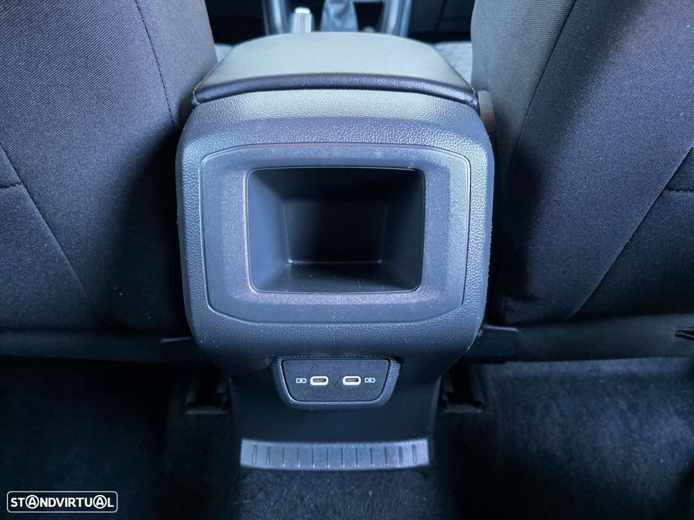 VW T-Cross 1.0 TSI Life - 40