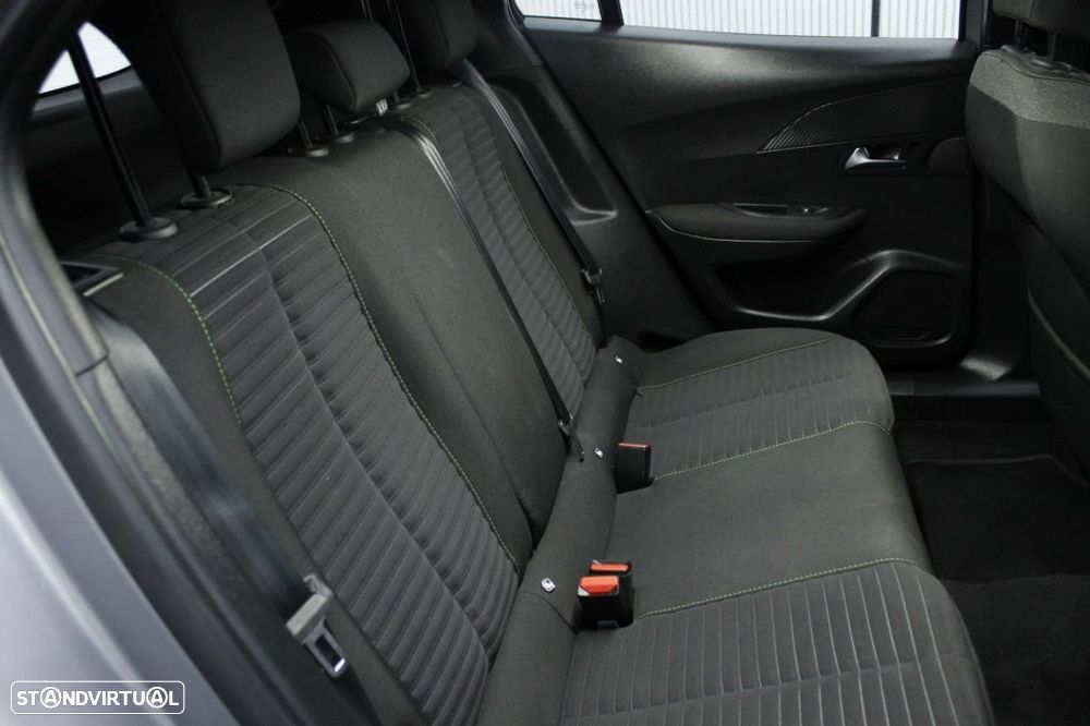 Peugeot 2008 1.2 PureTech Active - 16