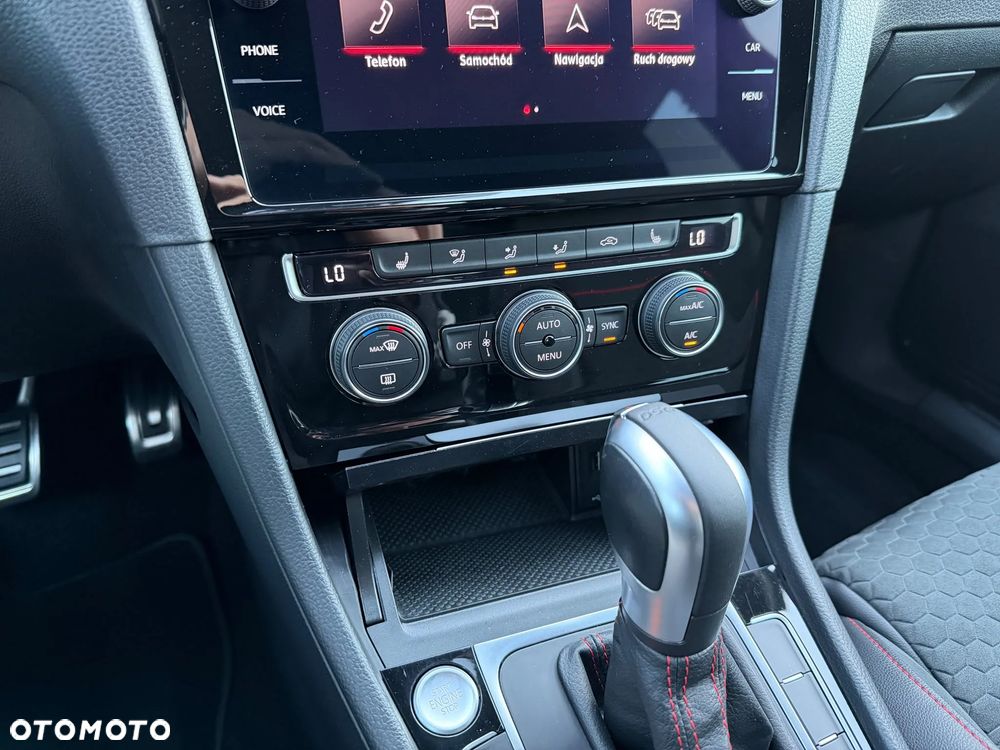 Volkswagen Golf GTI (BlueMotion Technology) DSG Performance - 35