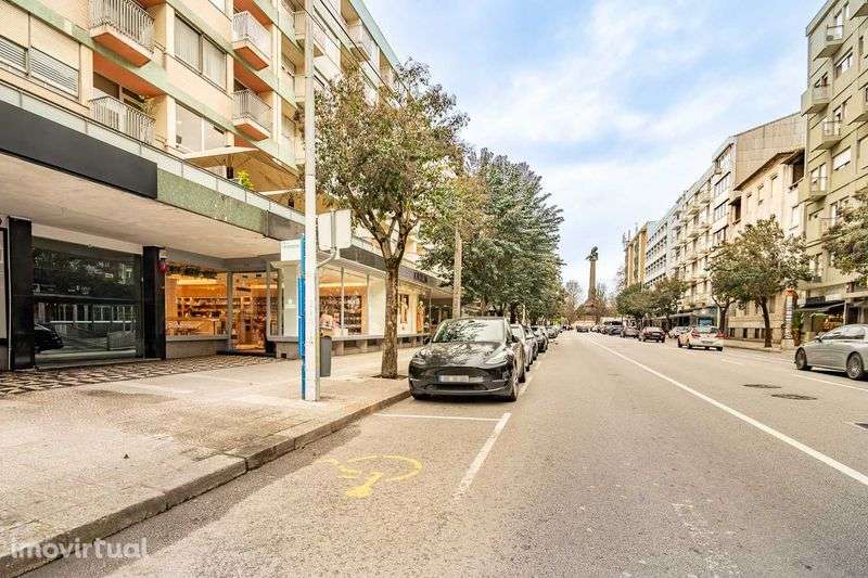 trespasse-café restaurante sassi , rua julio dinis-rotunda da boavista - Grande imagem: 3/12