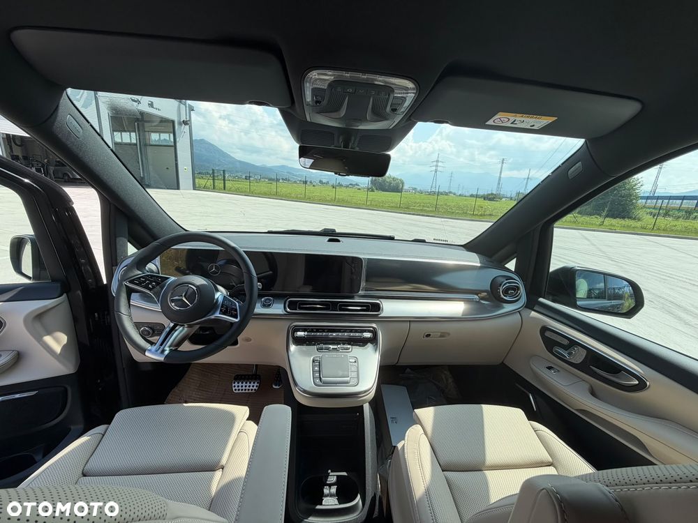 Mercedes-Benz Klasa V 300 d 4-Matic Exclusive 9G-Tronic (d³ugi) - 14