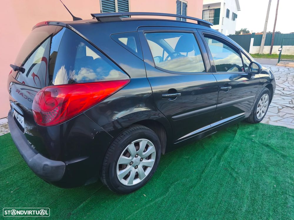 Peugeot 207 SW 1.6 HDi Premium - 36