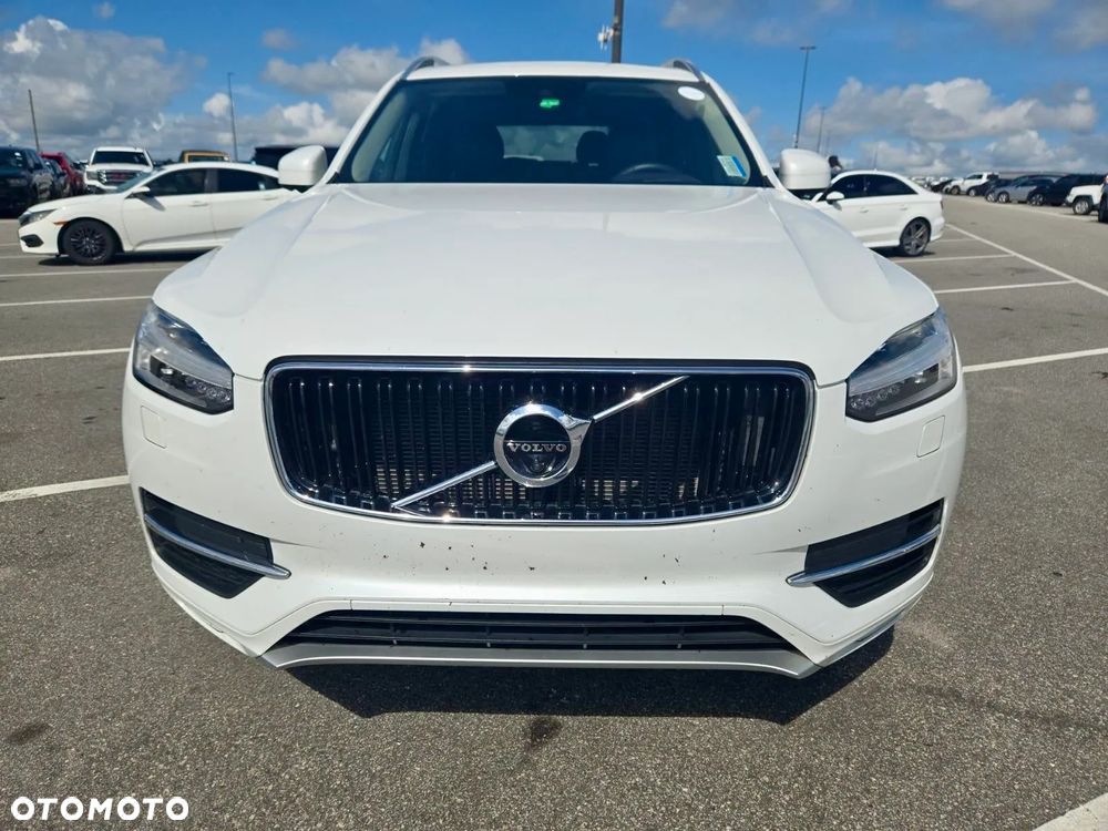 Volvo XC 90 - 16