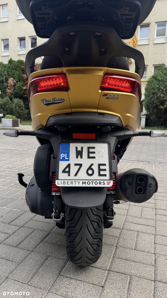 Piaggio MP-3 - 4