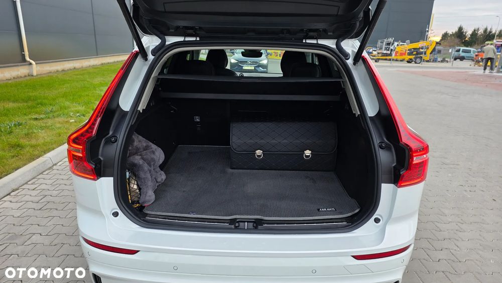 Volvo XC 60 B4 B Geartronic RDesign - 14