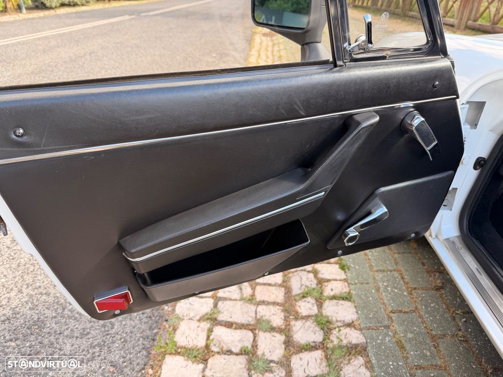 Alfa Romeo Spider 1.6 - 19